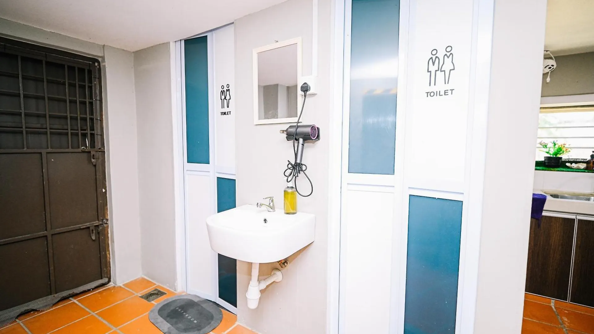 Hotel Swing & Pillows - 87 Chulia St, Georgetown Penang